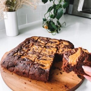 Fıstık Ezmeli Burgulu Fudge Brownie: Lezzetin Zirvesi!